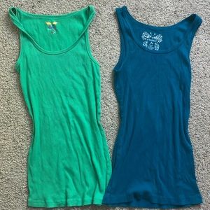Bundle of 2 Y2K long tank tops